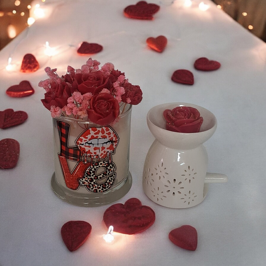 Valentines 8 oz Candle & 2oz Wax Melt Bouquet (La Juicy Scent)